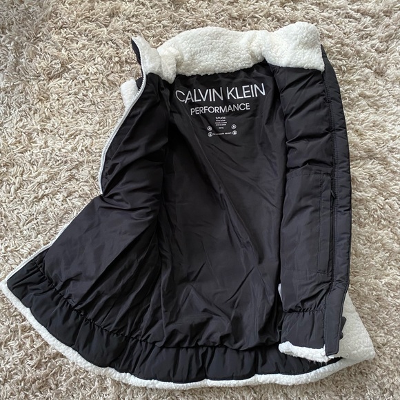 Small Calvin Klein Performance Jacket Vest - Picture 4 of 4
